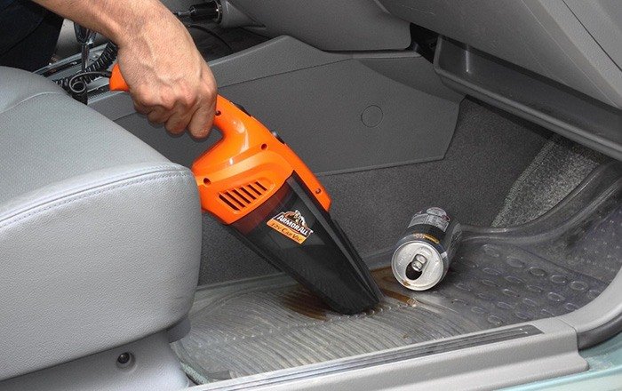 What are vacuum cleaners for cars and how to choose the best model