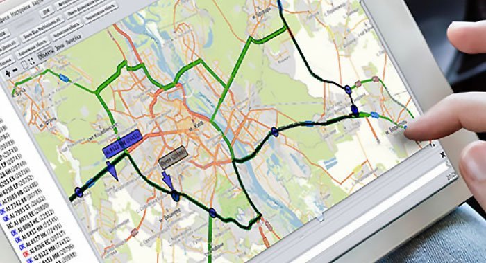 Переваги використання GPS-трекерів в автомобільному транспорті
