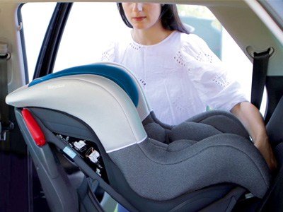 Features of installing a car seat in a car