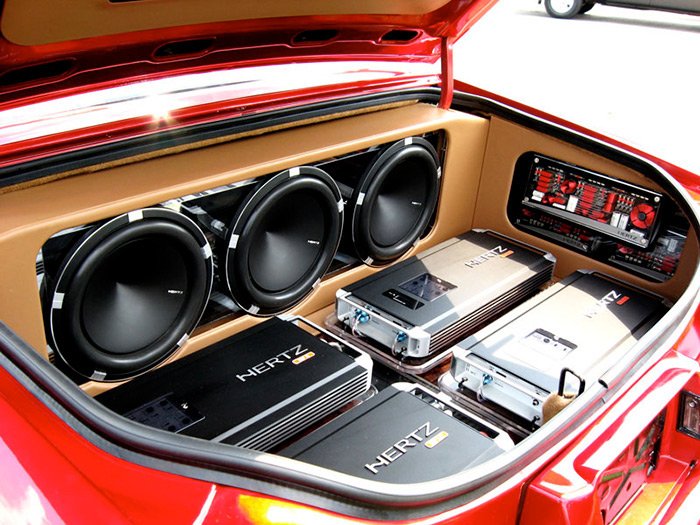 Car audio amplifier