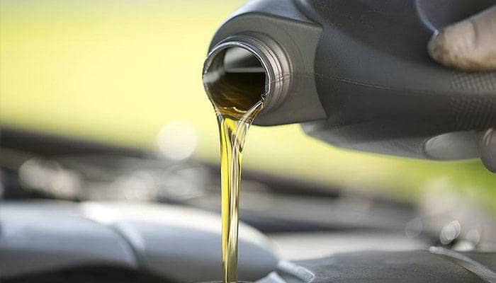 11 myths about car engine oil
