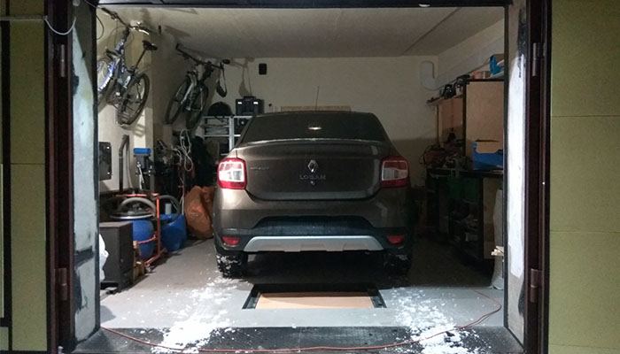 Как правильно поставить машину на хранение в гараже?