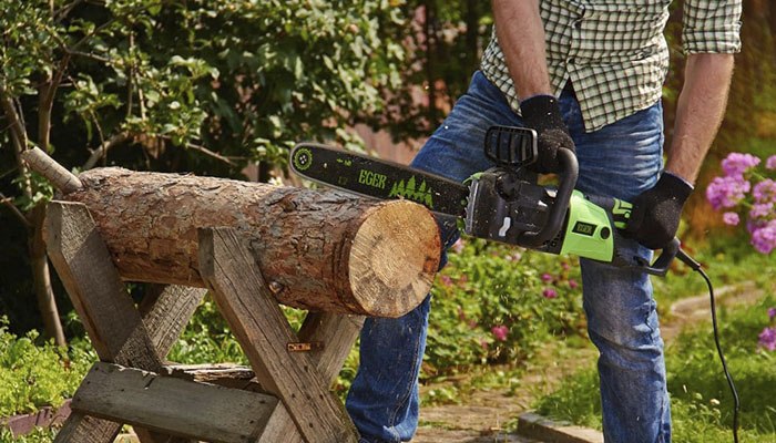 How to choose a chain saw?