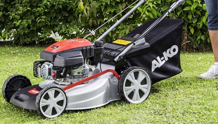 How to choose a lawn mower