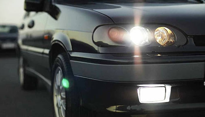Why do not headlight low light and when it is time to change them? 