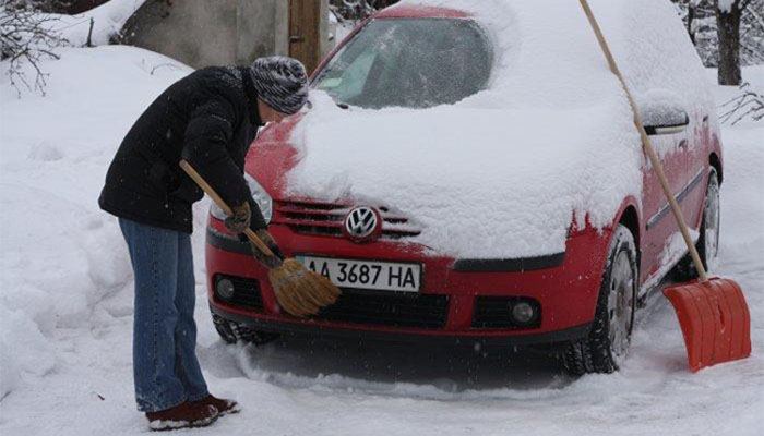 Правила езды на автомобиле зимой: что делать водителю, если на улице снег и мороз?