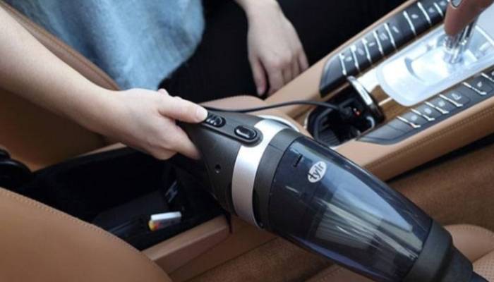 A vacuum cleaner for car: is it worth buying?