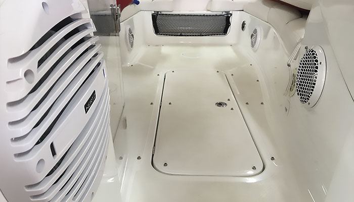 what to look for when choosing a marine subwoofer for the boat 
