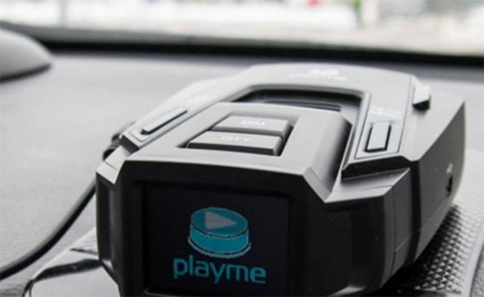 What are the advantages of using radar detectors with a GPS logger?
