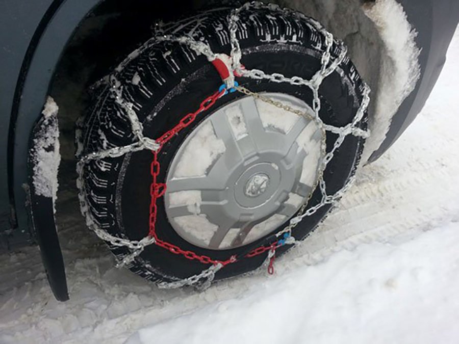 Features of the installation and use of snow chains
