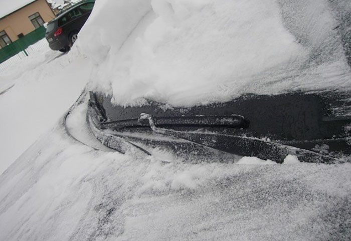 Secrets of the perfect functioning of the wiper blades in the winter time