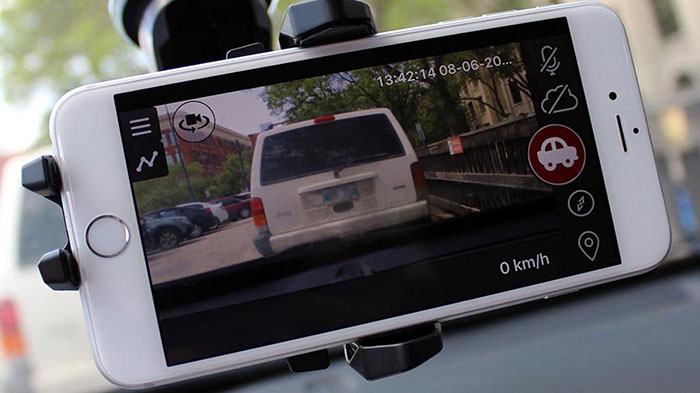 Video surveillance in cars using a smartphone-the pros and cons