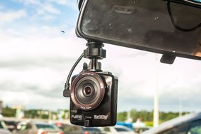 Видеорегистратор ParkCity DVR HD 710 Видеорегистратор ParkCity DVR HD 710