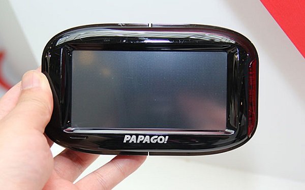 PAPAGO! GoSafe770 — регистратор с GPS навигатором на Android PAPAGO! GoSafe770 — регистратор с GPS навигатором на Android