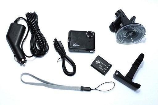 Автомобильный видеорегистратор X-vision H-730 с LCD дисплеем Автомобильный видеорегистратор X-vision H-730 с LCD дисплеем